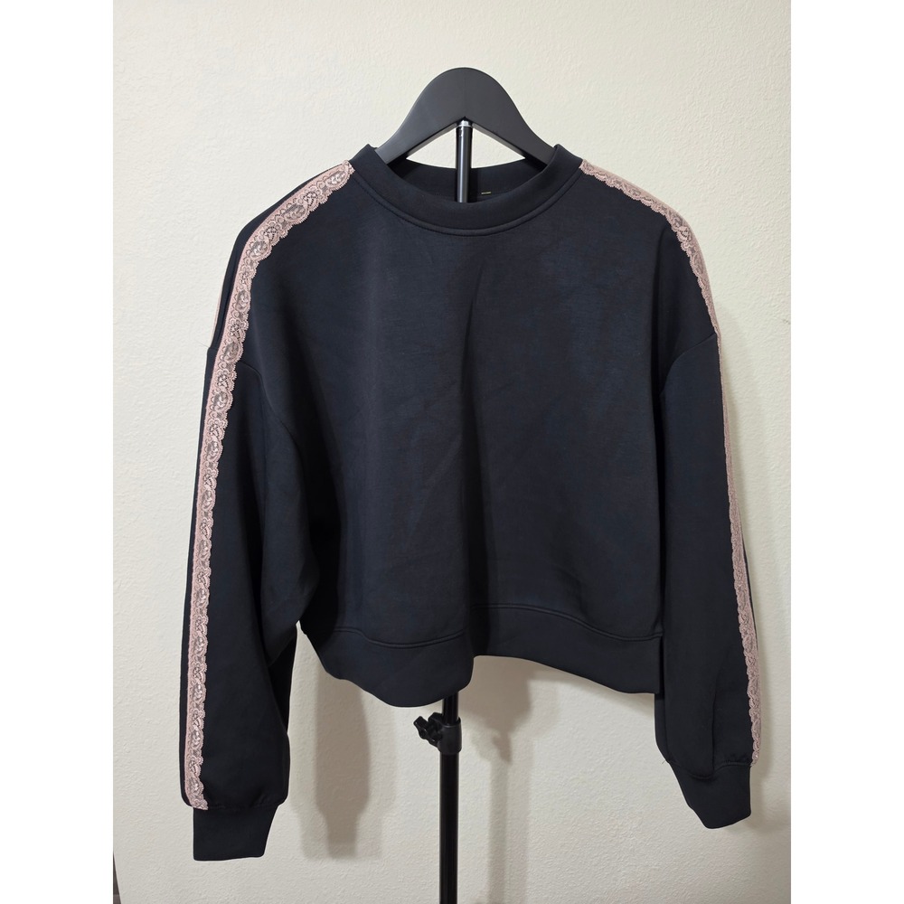 All In Motion Airy Sleek Lace Crew Sweatshirt Black XS NWT F16815507
